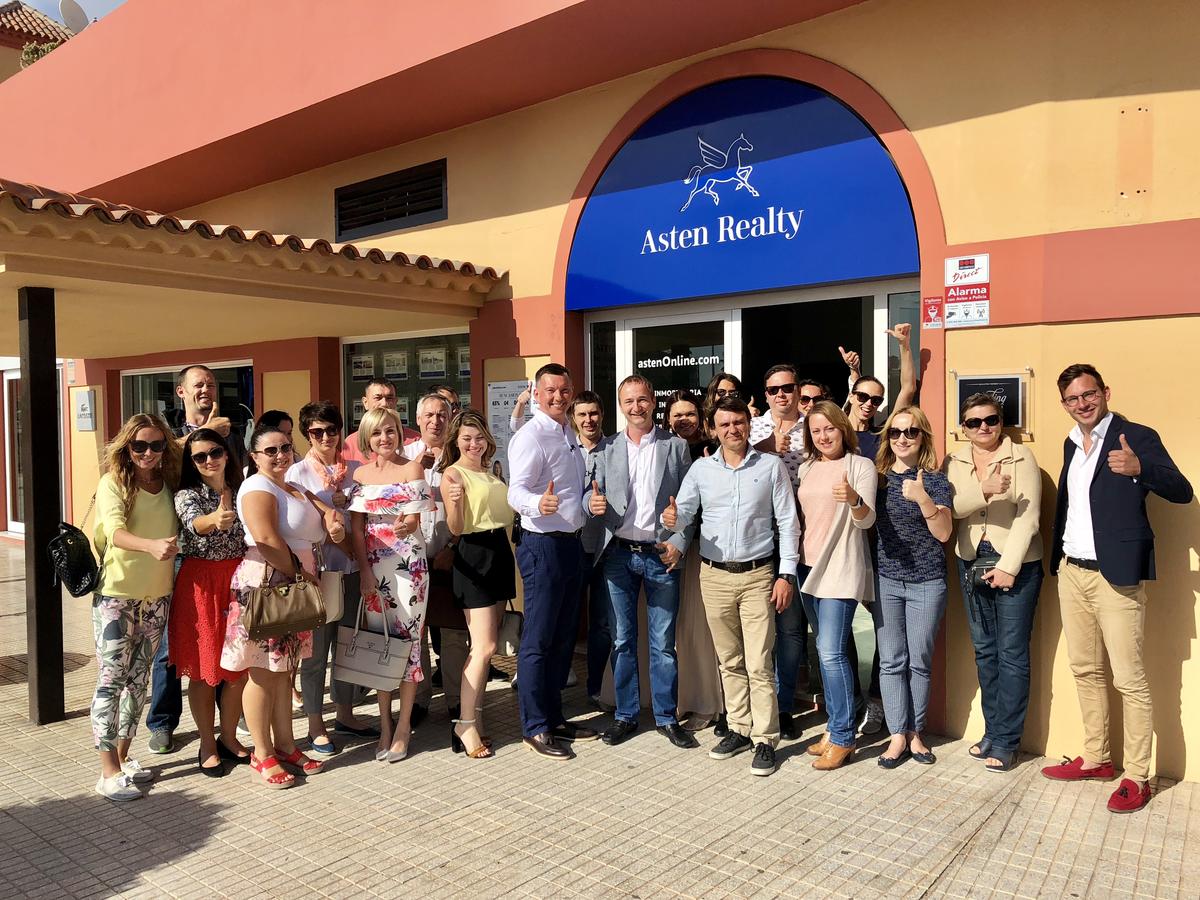 Formación abierta en "Asten Business School" para agentes de habla rusa