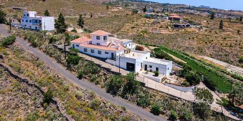 6 Bedroom House - Tijoco Alto