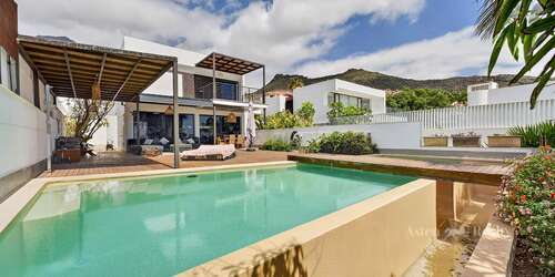 5 Bedroom Villa - El Madroñal
