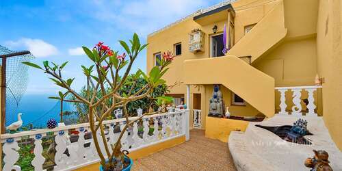 4 Bedroom House - San Juan de La Rambla