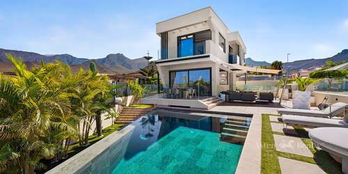 4 Bedroom Villa - El Madroñal