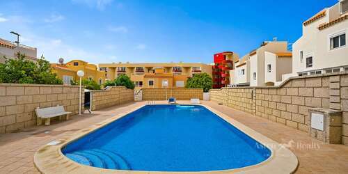 4 Bedroom Townhouse - El Madroñal