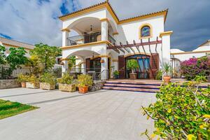 Villa mit 5 Schlafzimmern - El Madroñal (1)