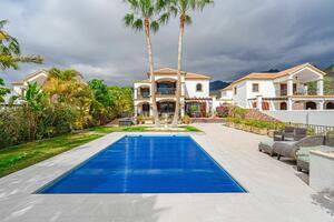 5 Bedroom Villa - Torviscas Alto (3)