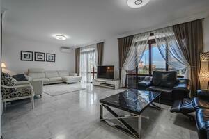 5 Bedroom Villa - Torviscas Alto (2)