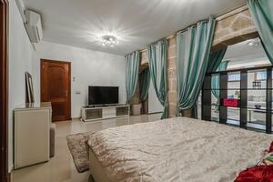 5 Bedroom Villa - Torviscas Alto (1)