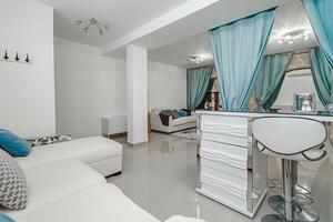 5 Bedroom Villa - Torviscas Alto (3)