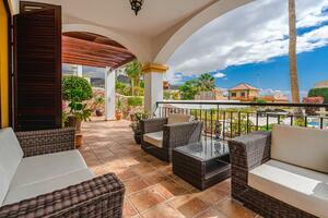 5 Bedroom Villa - Torviscas Alto (1)