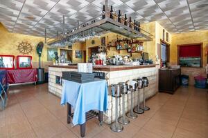 Business - Puerto de Santiago (3)