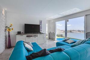 3 Bedroom Villa - San Eugenio Alto (0)