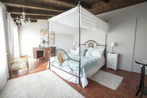 6 Bedroom House - Granadilla (0)