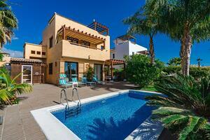 Villa mit 4 Schlafzimmern - Amarilla Golf (3)