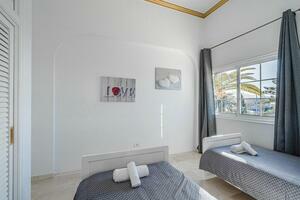 7 Bedroom Villa - Callao Salvaje (3)