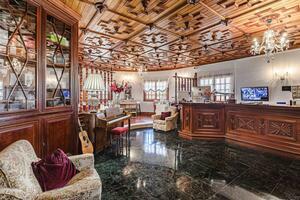 9 Bedroom Hotel - La Laguna (1)