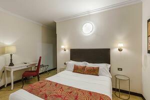 9 Bedroom Hotel - La Laguna (2)