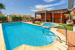 5 Bedroom Villa - Torviscas Alto (2)