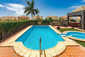 5 Bedroom Villa - Torviscas Alto (3)