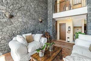 5 Bedroom Villa - Torviscas Alto (0)