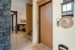 5 Bedroom Villa - Torviscas Alto (1)