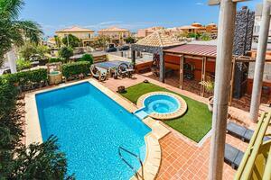 5 Bedroom Villa - Torviscas Alto (0)