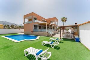4 Bedroom Villa - Playa Paraíso (1)