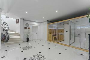 6 Bedroom Villa -  La Caleta (0)