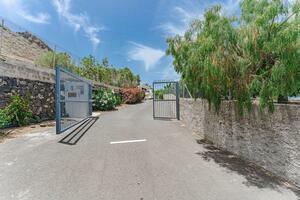 10 Bedroom House - Guaza (2)