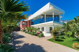 Villa mit 6 Schlafzimmern -  Golf Costa Adeje (1)