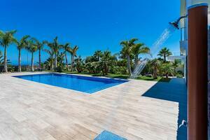 6 Bedroom Villa -  La Caleta (1)