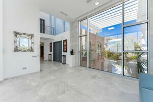 6 Bedroom Villa -  La Caleta (1)
