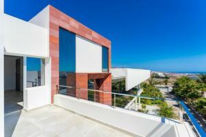 6 Bedroom Villa -  La Caleta (2)