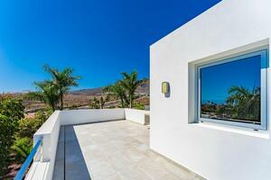 6 Bedroom Villa -  La Caleta (2)