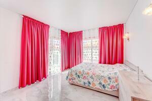 4 Bedroom House - Puerto de Santiago (0)