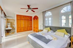 4 Bedroom Villa - Torviscas Alto (0)