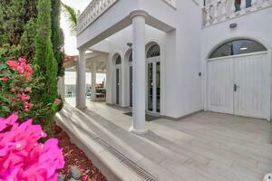 4 Bedroom Villa - Torviscas Alto (1)