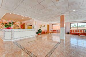 79 Bedroom Hotel - Costa del Silencio (2)