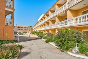 79 Bedroom Hotel - Costa del Silencio (0)