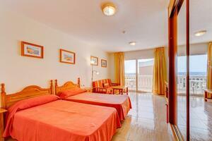 79 Bedroom Hotel - Costa del Silencio (1)