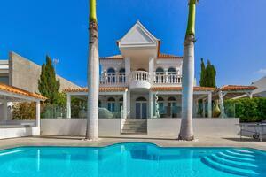 Villa mit 4 Schlafzimmern - El Madroñal (0)