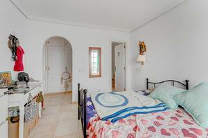 3 Bedroom Townhouse - El Médano - Las Dunas (2)