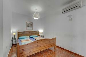 3 Bedroom Villa - Taucho (0)