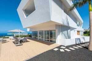 5 Bedroom Villa -  La Caleta (1)