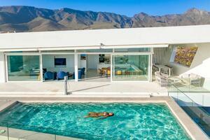 5 Bedroom Villa -  La Caleta (0)