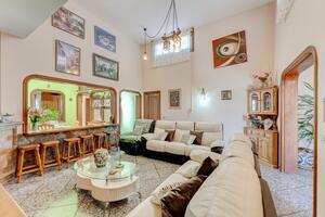 6 Bedroom House - Tijoco Alto (3)