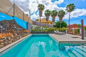4 Bedroom Villa - Buzanada (0)
