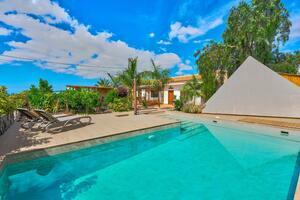 4 Bedroom Villa - Buzanada (1)