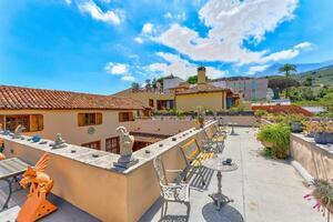Luxury 6 Bedroom House - Icod de Los Vinos (3)