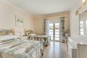 5 Bedroom Villa - Palm Mar (0)