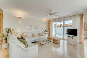 5 Bedroom Villa - Palm Mar (3)