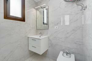 Bungalow z 2 sypialniami - San Eugenio Bajo - Villaflor — photo 18 of 25